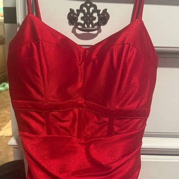 Honey and Rosie Vibrant Red Dress - Picture 5 of 6